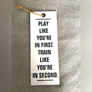 Motivational sports plaque